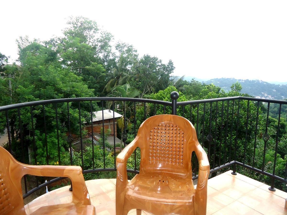 Mount Mirror Resort แคนดี้ ภายนอก รูปภาพ